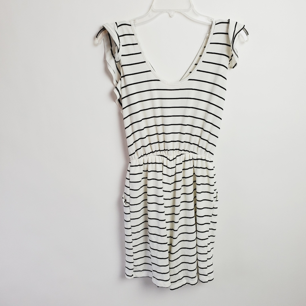 Betseys boutique medium stripe romper - Picture 3 of 3